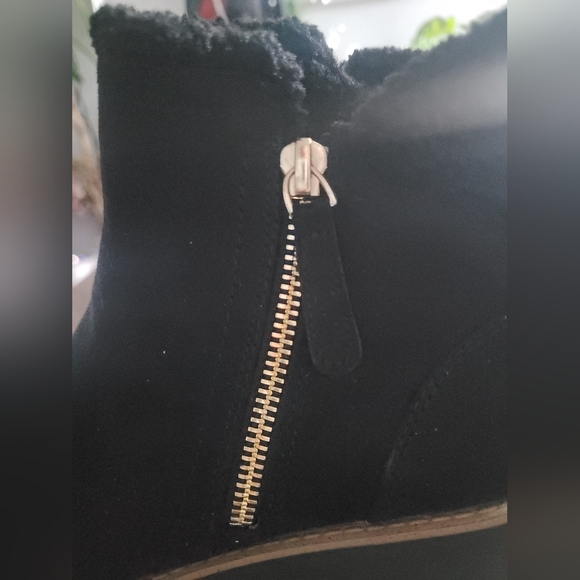 Bandolino Rhena2 Wedge Bootie - Picture 5 of 7